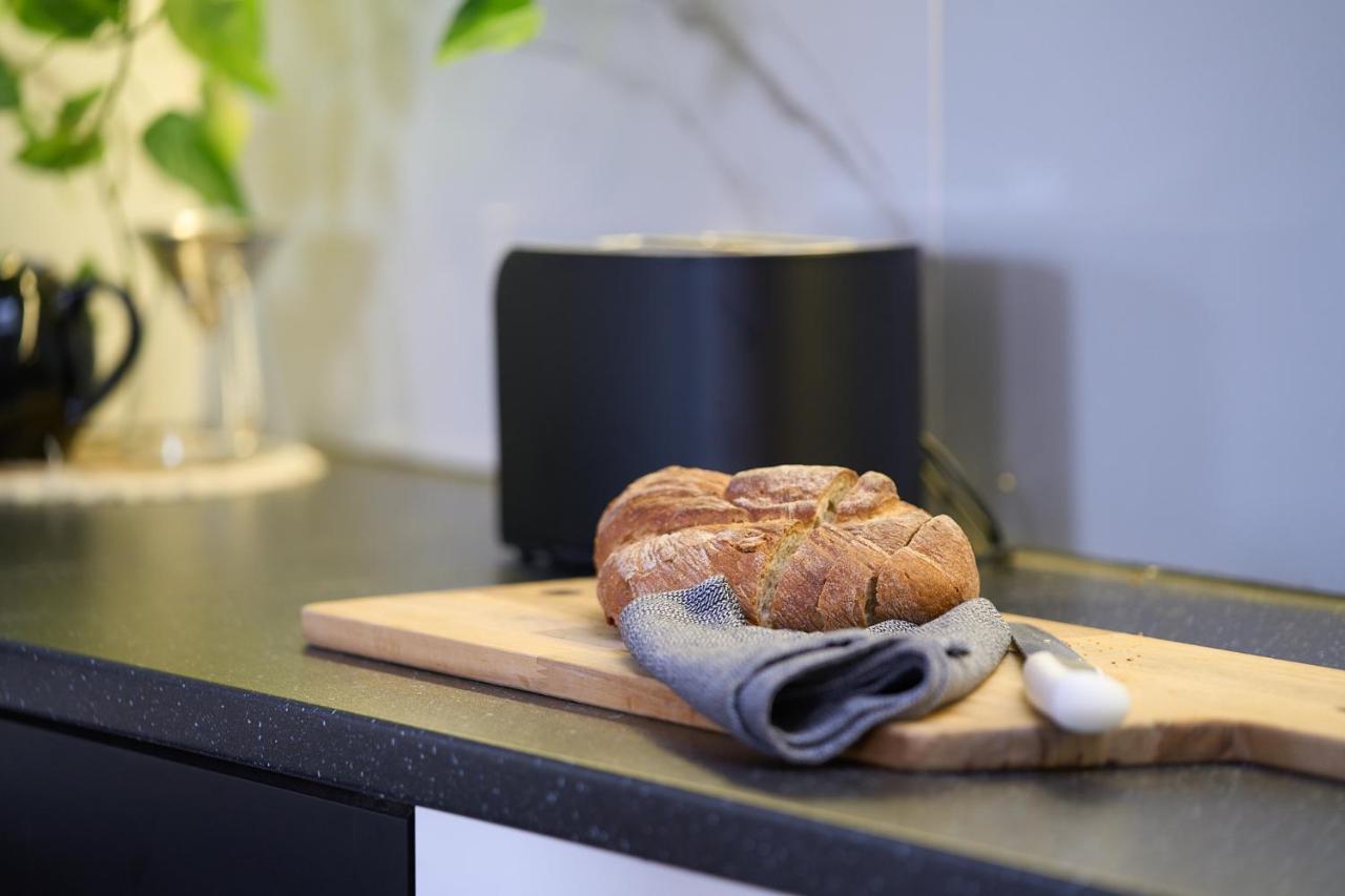 Apartament Flowers - Centrum Poznania Екстериор снимка